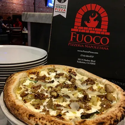 Fuoco Pizzeria Napoletana, business photo 3