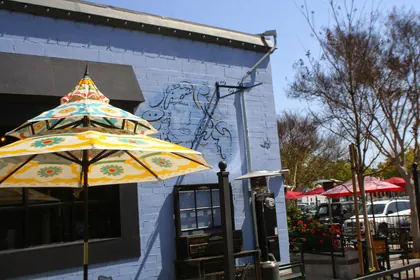 Les Amis Restaurant & Lounge, business photo 3